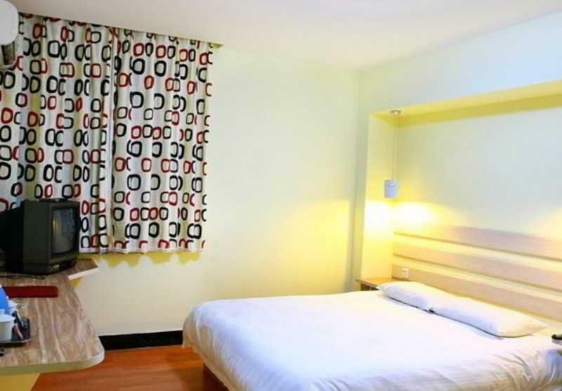 Arnava Hotel Senen Джакарта Екстериор снимка