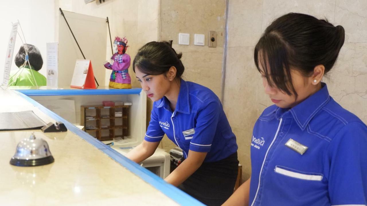 Arnava Hotel Senen Джакарта Екстериор снимка